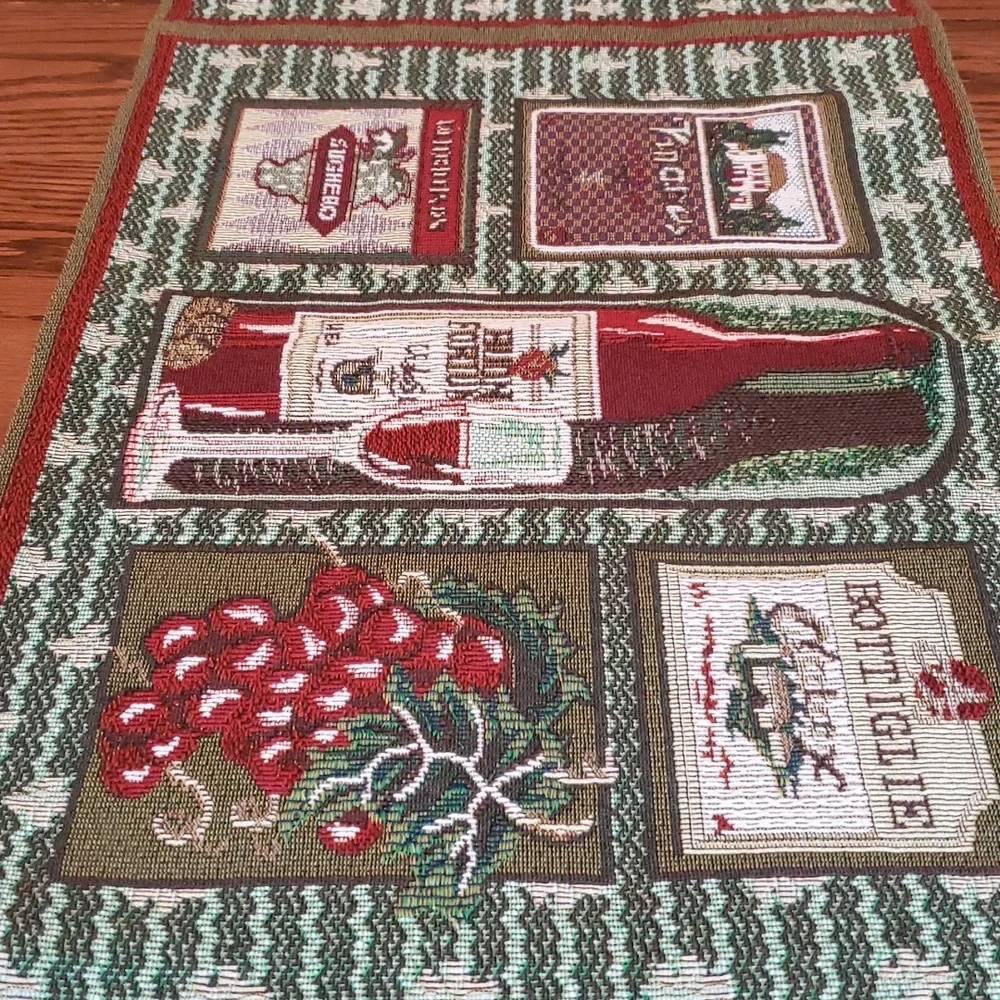 NWOT Tapestry Wine Motif Table Runner